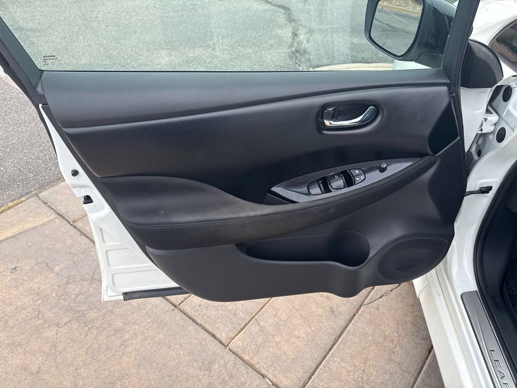 Used 2025 Nissan Leaf SV Plus FWD image 23