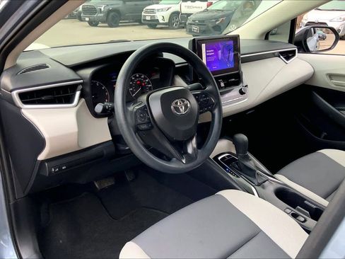 Used 2024 Toyota Corolla LE image 17