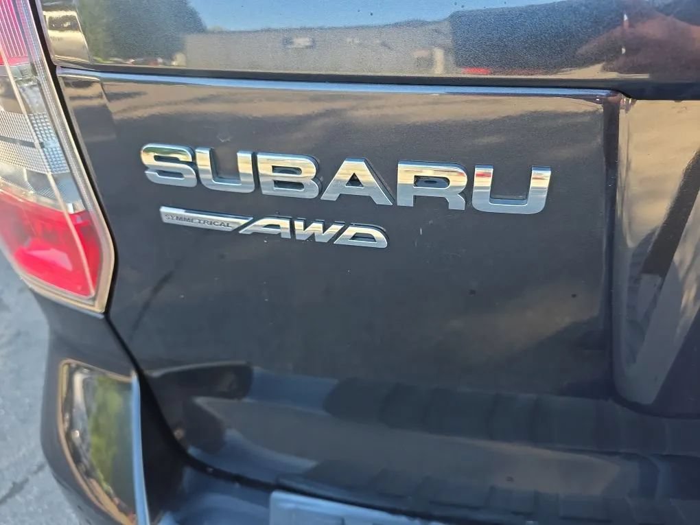 Used 2014 Subaru Forester 2.5i Premium w/ All-Weather Package AWD/4WD image 17