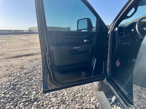 Used 2023 RAM 2500 Limited AWD/4WD image 12
