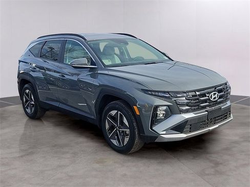 Used 2025 Hyundai Tucson SEL image 3