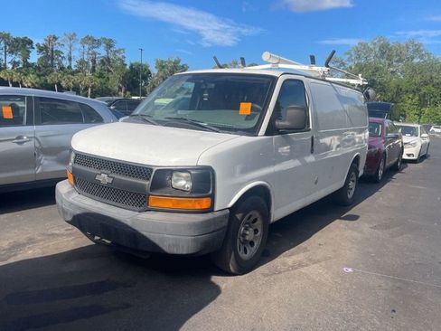 Used 2011 Chevrolet Express 1500 RWD image 1