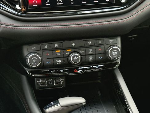 New 2026 Dodge Durango GT image 14