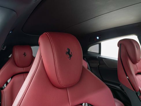 Certified 2026 Ferrari Purosangue AWD/4WD image 21
