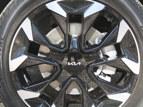 New 2026 Kia Sorento EX image 19