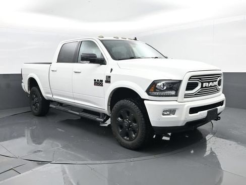 Used 2018 RAM 2500 Laramie w/ Sport Appearance Group AWD/4WD image 3