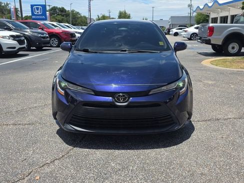 Used 2023 Toyota Corolla LE FWD image 9