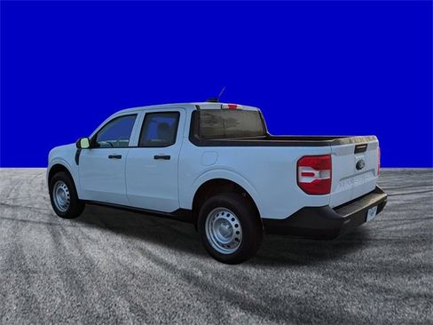 Used 2025 Ford Maverick XL image 6