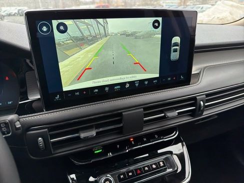 New 2026 Lincoln Corsair Premiere image 12