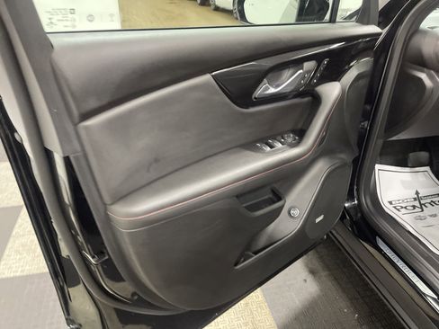 Used 2023 Chevrolet Blazer RS w/ Enhanced Convenience Package image 10