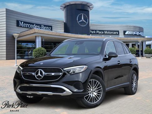 Used 2025 Mercedes-Benz GLC 300 image 1