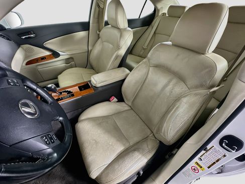 Used 2009 Lexus IS 250 RWD image 13