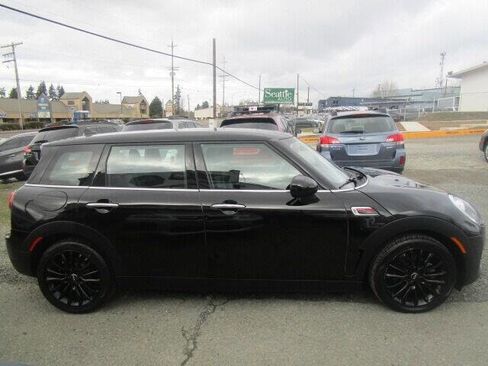 Used 2016 MINI Cooper Clubman image 9