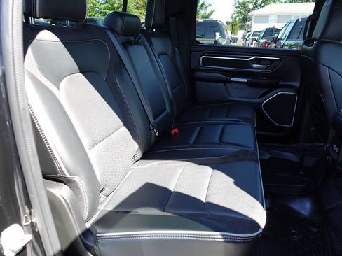 Used 2023 RAM 1500 Laramie AWD/4WD image 33