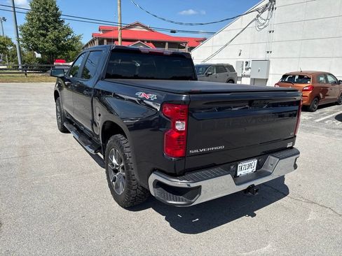 Used 2023 Chevrolet Silverado 1500 LT AWD/4WD image 4