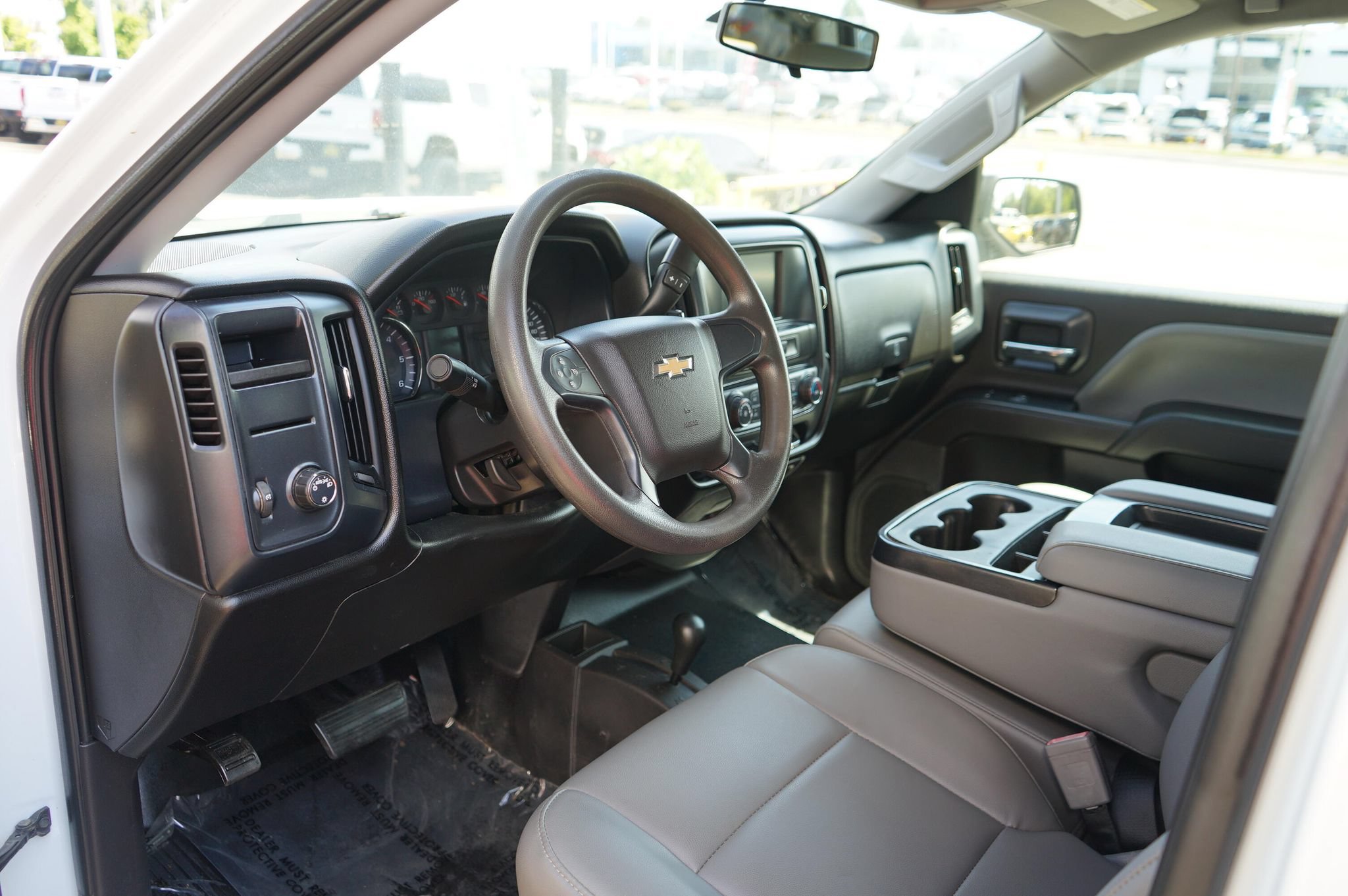 Used 2018 Chevrolet Silverado 1500 W/T w/ Trailering Package AWD/4WD image 10