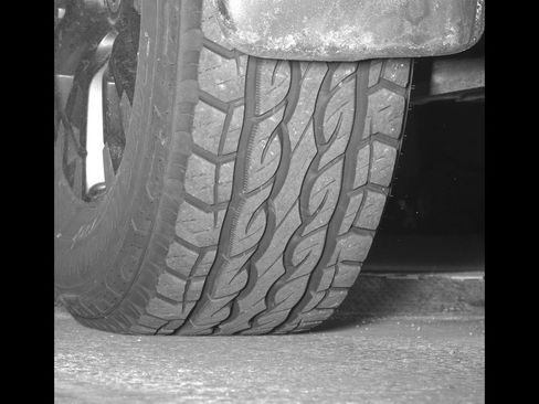 Used 2018 Nissan Titan PRO-4X image 16