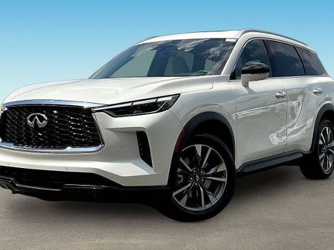 Certified 2023 INFINITI QX60 Luxe w/ Cargo Package AWD/4WD image 3