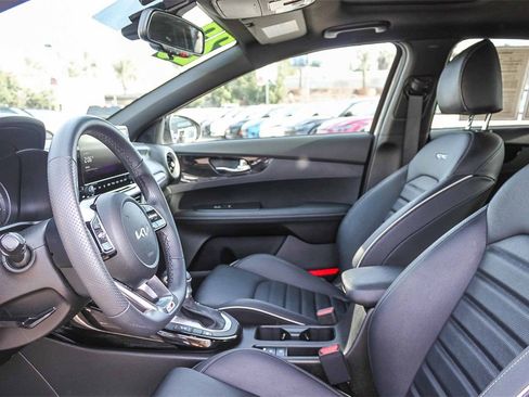 Used 2023 Kia Forte GT-Line w/ GT-Line Premium Package image 22