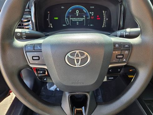 Certified 2025 Toyota Camry LE w/ Convenience Package image 18