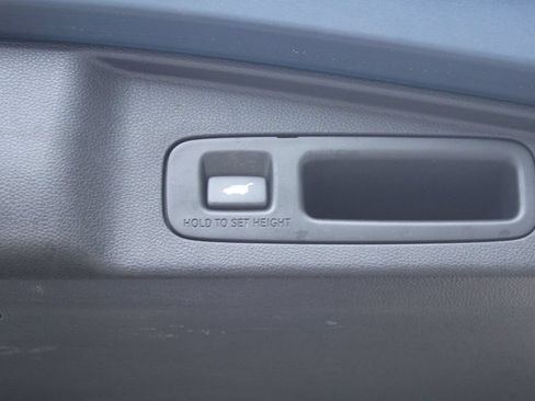 Used 2017 Honda CR-V EX-L image 10