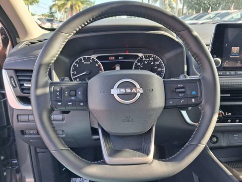 Used 2026 Nissan Rogue SV FWD image 21