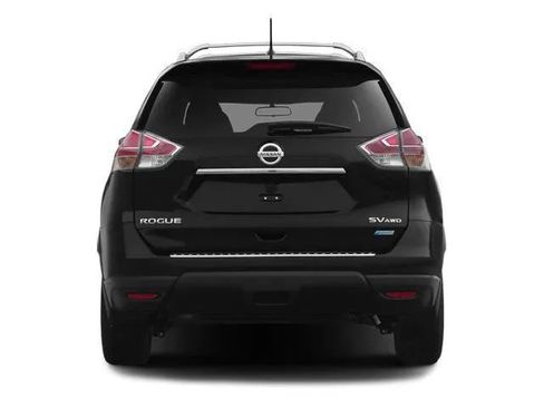 Used 2014 Nissan Rogue S FWD image 8