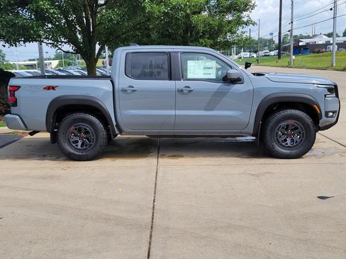 New 2026 Nissan Frontier PRO-4X w/ Pro Premium Package AWD/4WD image 2