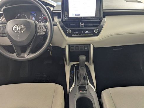 Used 2024 Toyota Corolla Cross L image 21