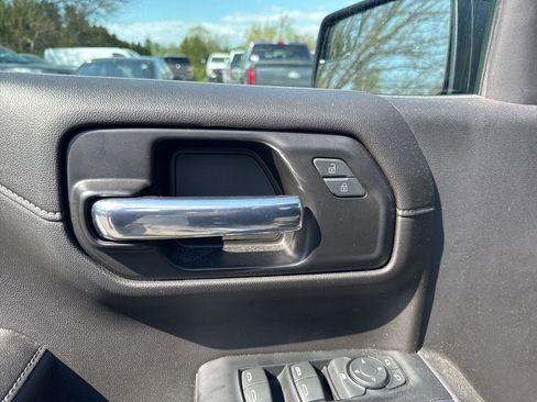 Used 2022 Chevrolet Silverado 1500 RST AWD/4WD image 12