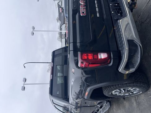 Used 2022 GMC Sierra 2500 SLE w/ SLE Convenience Package image 12