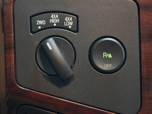 Used 2009 Ford F250 Lariat image 45