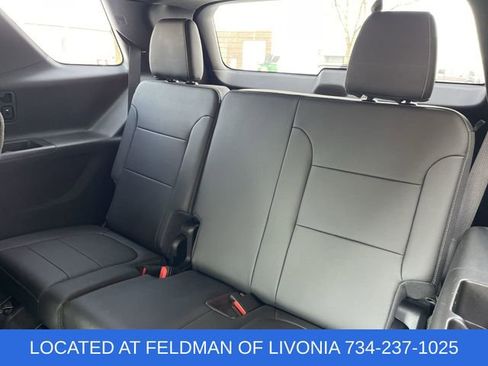 Used 2023 Chevrolet Traverse LT w/ LPO, Floor Liner Package image 36