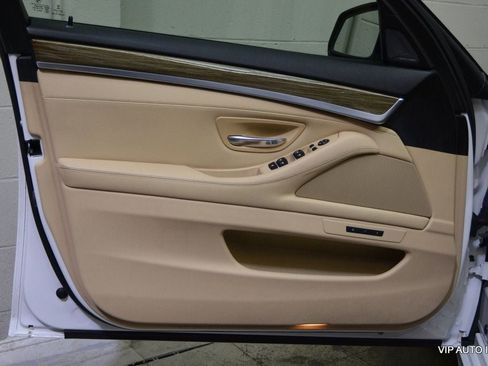 Used 2014 BMW 528i Sedan RWD image 11