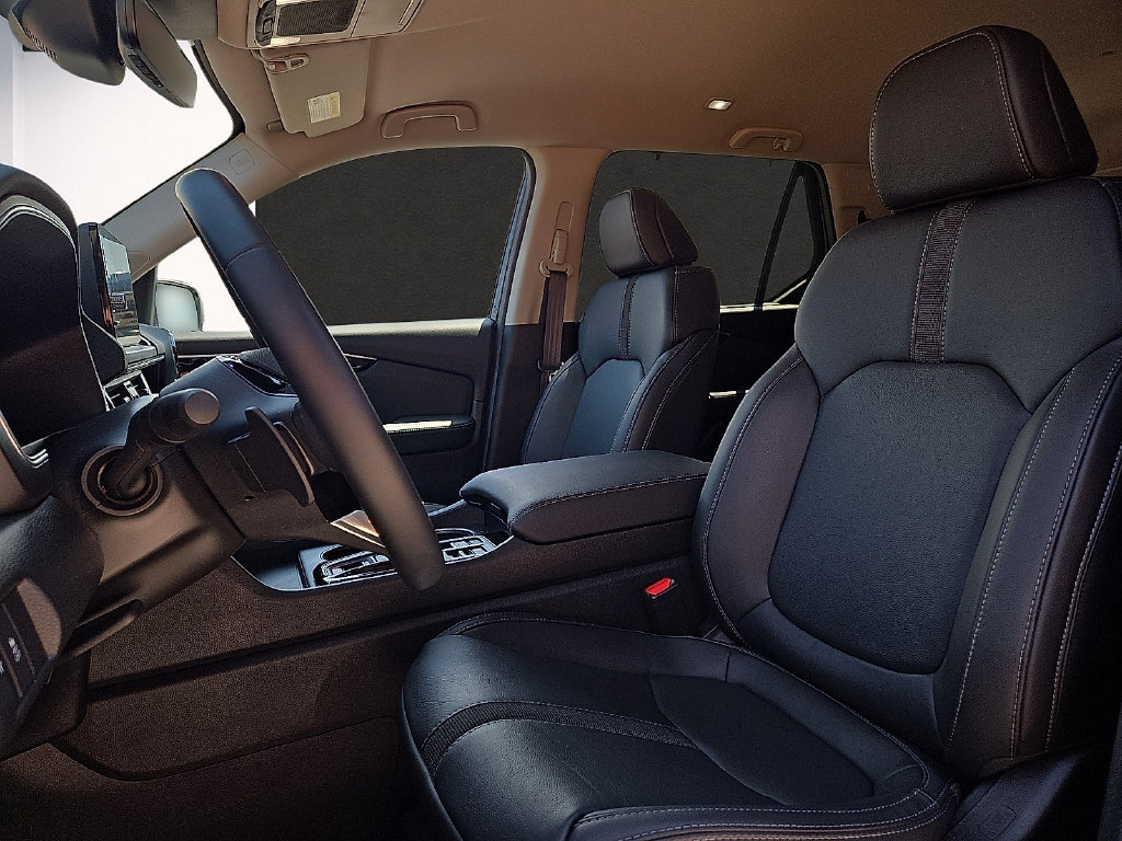 Used 2025 Honda Pilot EX-L image 14