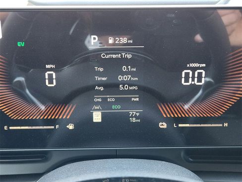 New 2026 Kia Carnival EX image 11