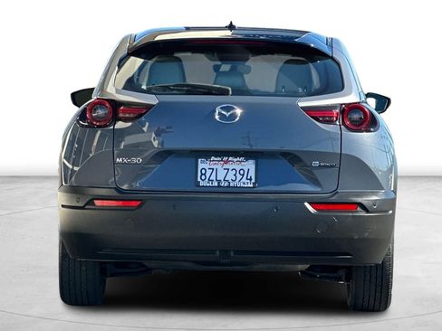 Used 2022 MAZDA MX-30 Electric w/ Premium Plus Pkg image 5