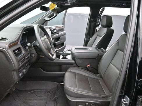 Used 2023 Chevrolet Tahoe High Country AWD/4WD image 12