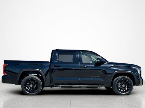 Used 2024 Toyota Tundra Limited AWD/4WD image 6