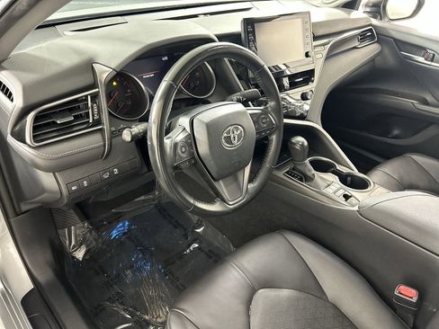 Used 2023 Toyota Camry XSE image 13