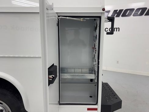 New 2025 Chevrolet Express 3500 w/ Power Convenience Package image 25