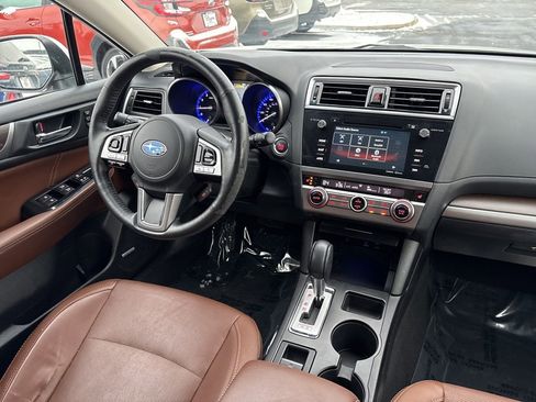 Used 2017 Subaru Outback 2.5i Touring w/ Popular Package #5A image 14