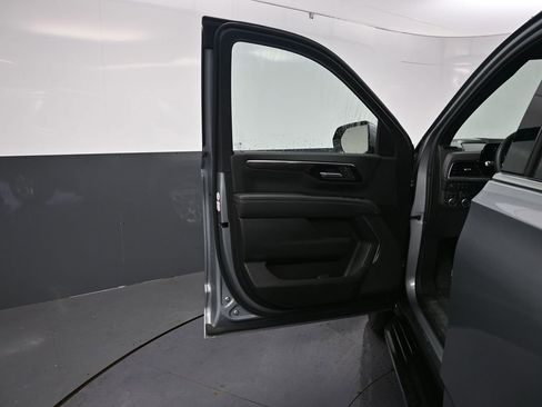 Used 2025 Chevrolet Tahoe LT image 26