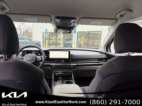 New 2026 Kia Carnival LX FWD image 21