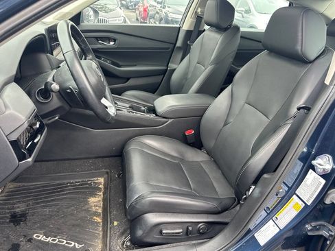 Used 2023 Honda Accord Touring image 15