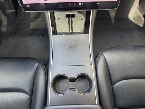 Used 2019 Tesla Model 3 Standard Range Plus RWD image 38