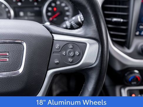 Used 2023 GMC Acadia SLT FWD image 24