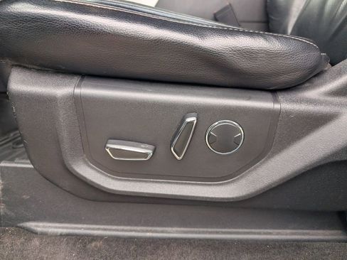 Used 2018 Ford F250 Lariat w/ Chrome Package image 9