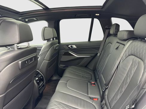 Used 2020 BMW X5 sDrive40i w/ M Sport Package RWD image 38