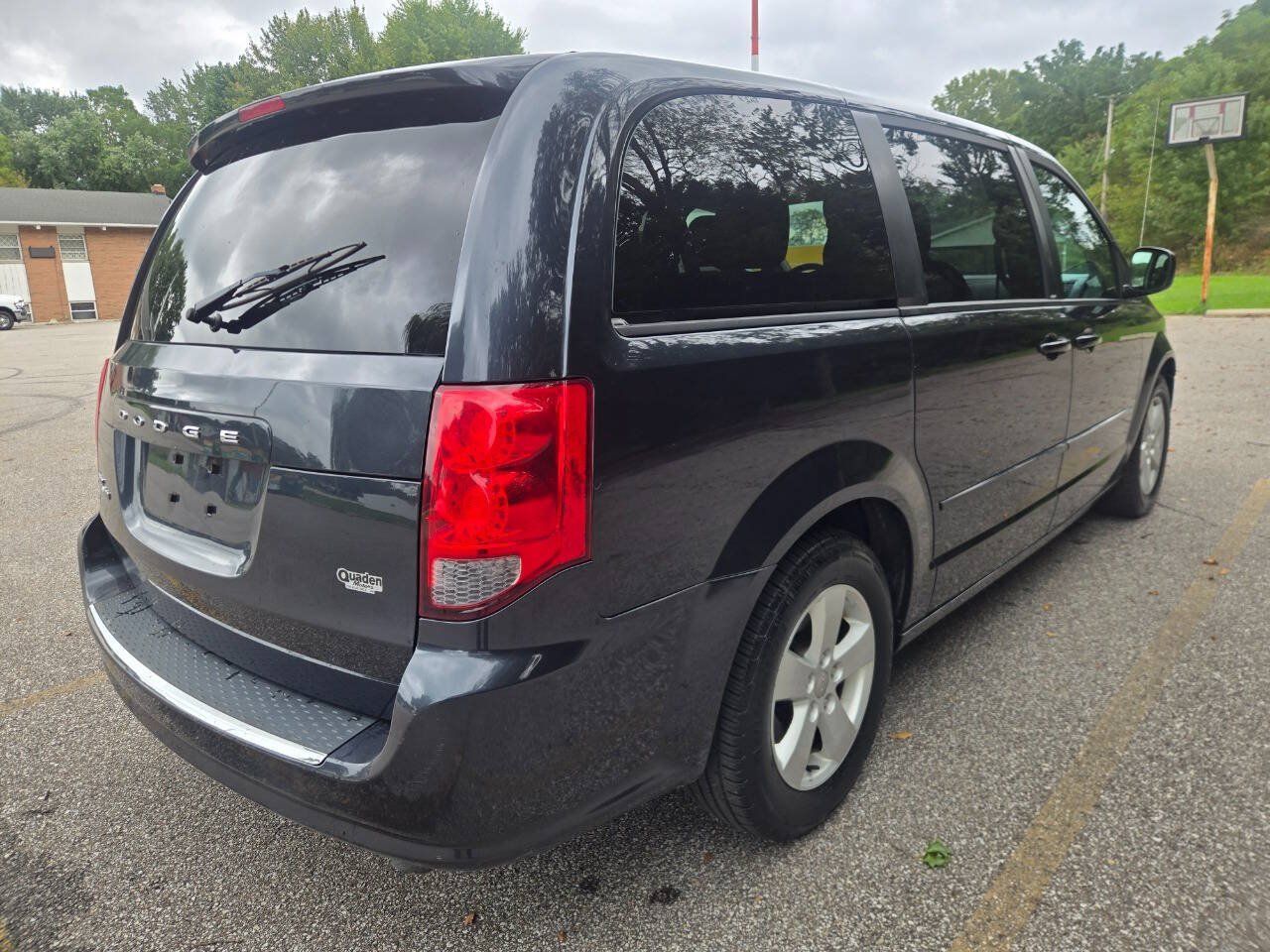 Used 2013 Dodge Grand Caravan SE FWD image 10